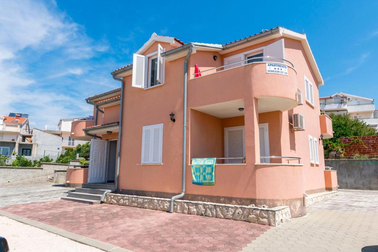 Apartment Zdravka พรีมอชเตน ภายนอก รูปภาพ
